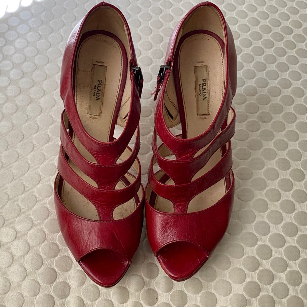 Preowned Prada heels, size 7
